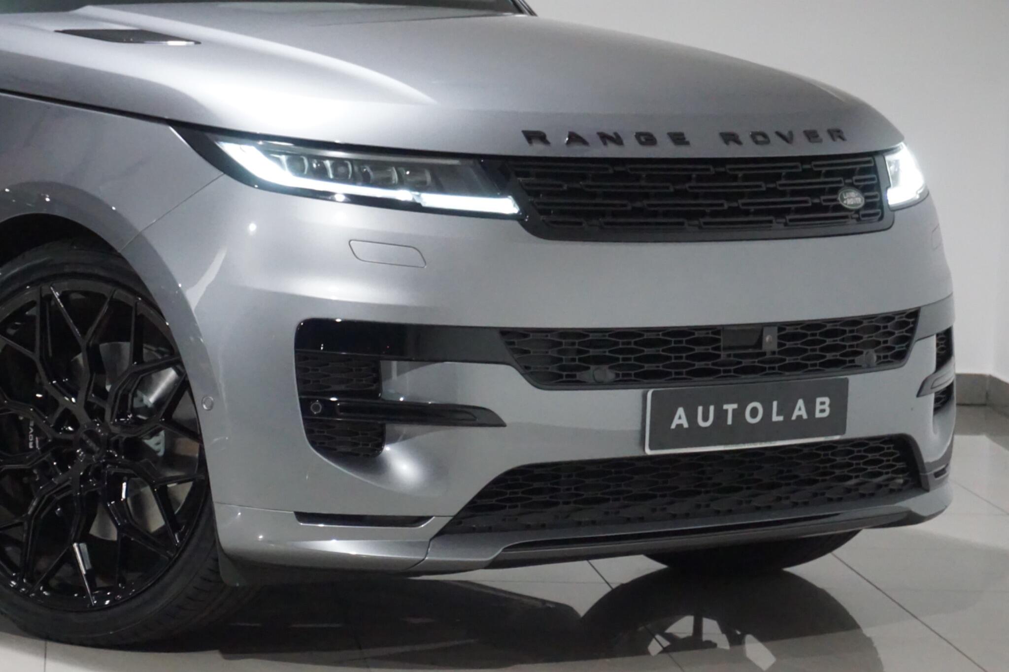 Land Rover Range Rover Sport 3.0 D300 MHEV Dynamic SE SUV 5dr Diesel Auto 4WD Euro 6 (s/s) (300 ps)